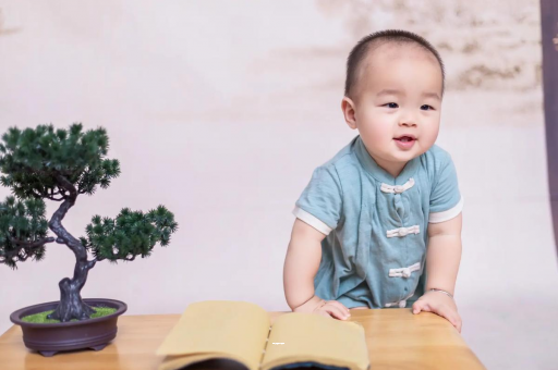 盘锦宝宝爱吐奶是什么原因